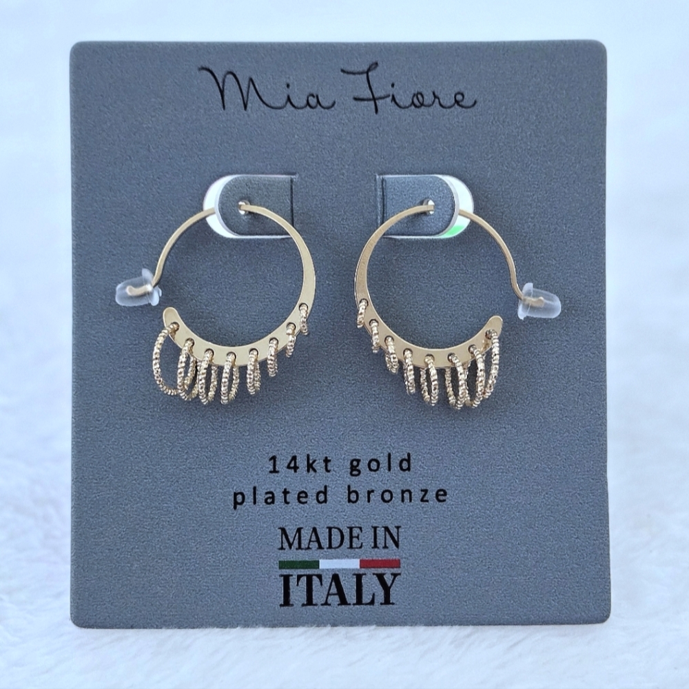Mia Fiore Hoop Earrings With Textured Gold💛 Rings